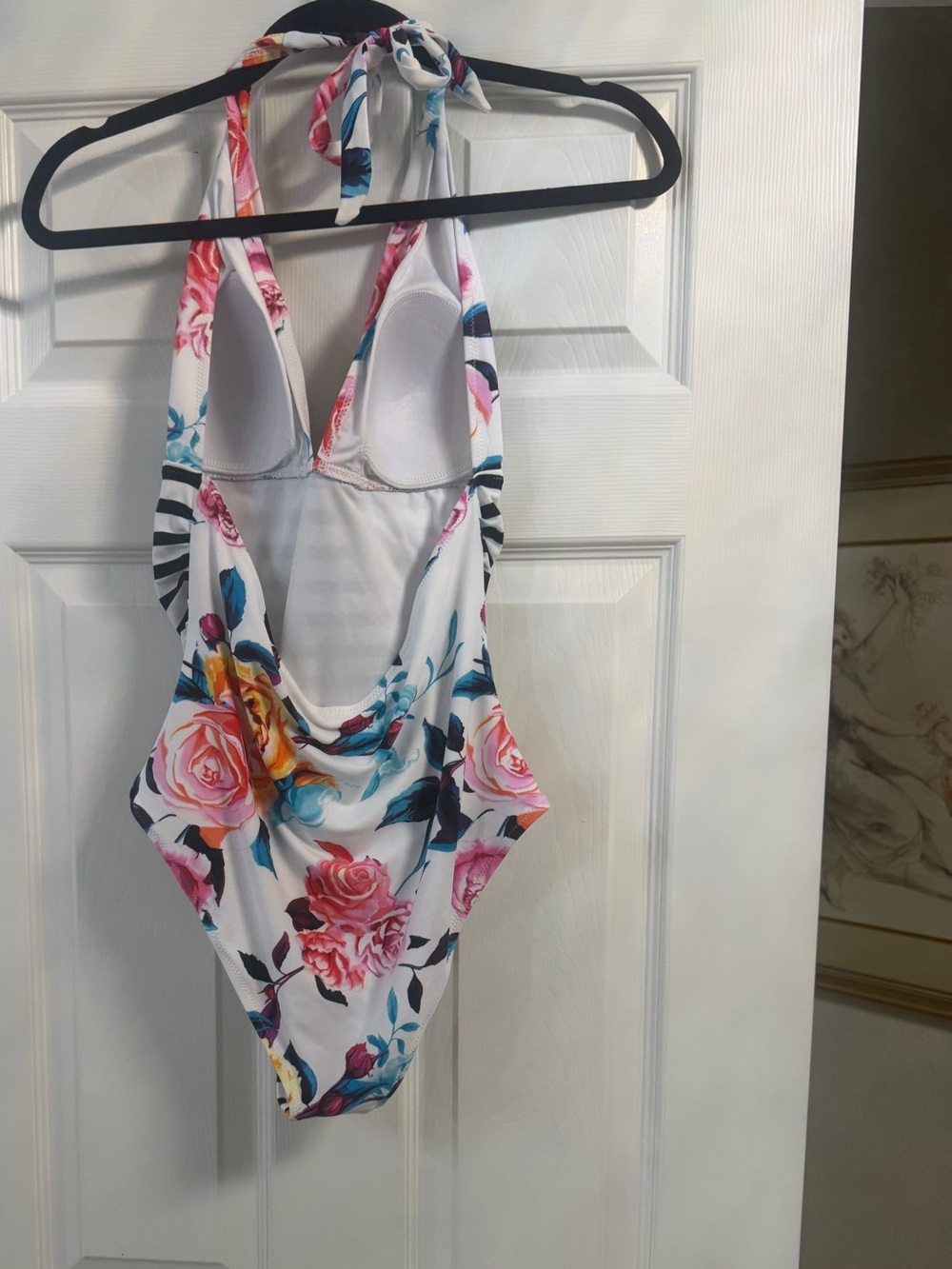 NWT Cupshe Bold Floral & Stripe Halter One Piece Swimsuit Size L - Picture 4 of 5